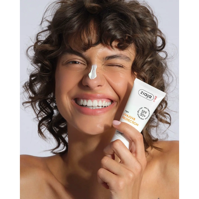 4914-ziaja-med-uva-uvb-protection04.jpg.webp
